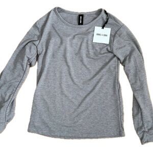 Agnes & Dora Women’s Heather Grey Long Sleeve Shirt W/Ruffle Detail